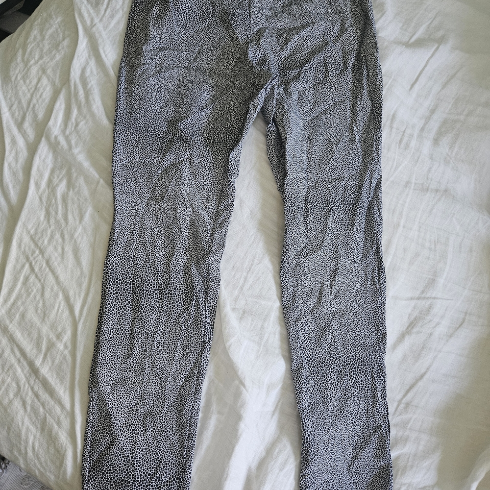 Michael Kors Black and White Textured Leggings